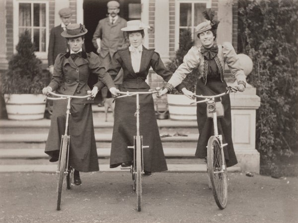 Three women on bicycles, early 1900s (b/w photo)